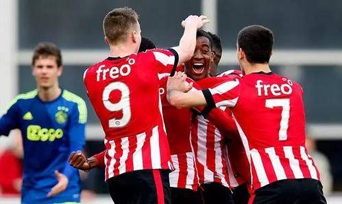 之一决赛中 之一决赛中